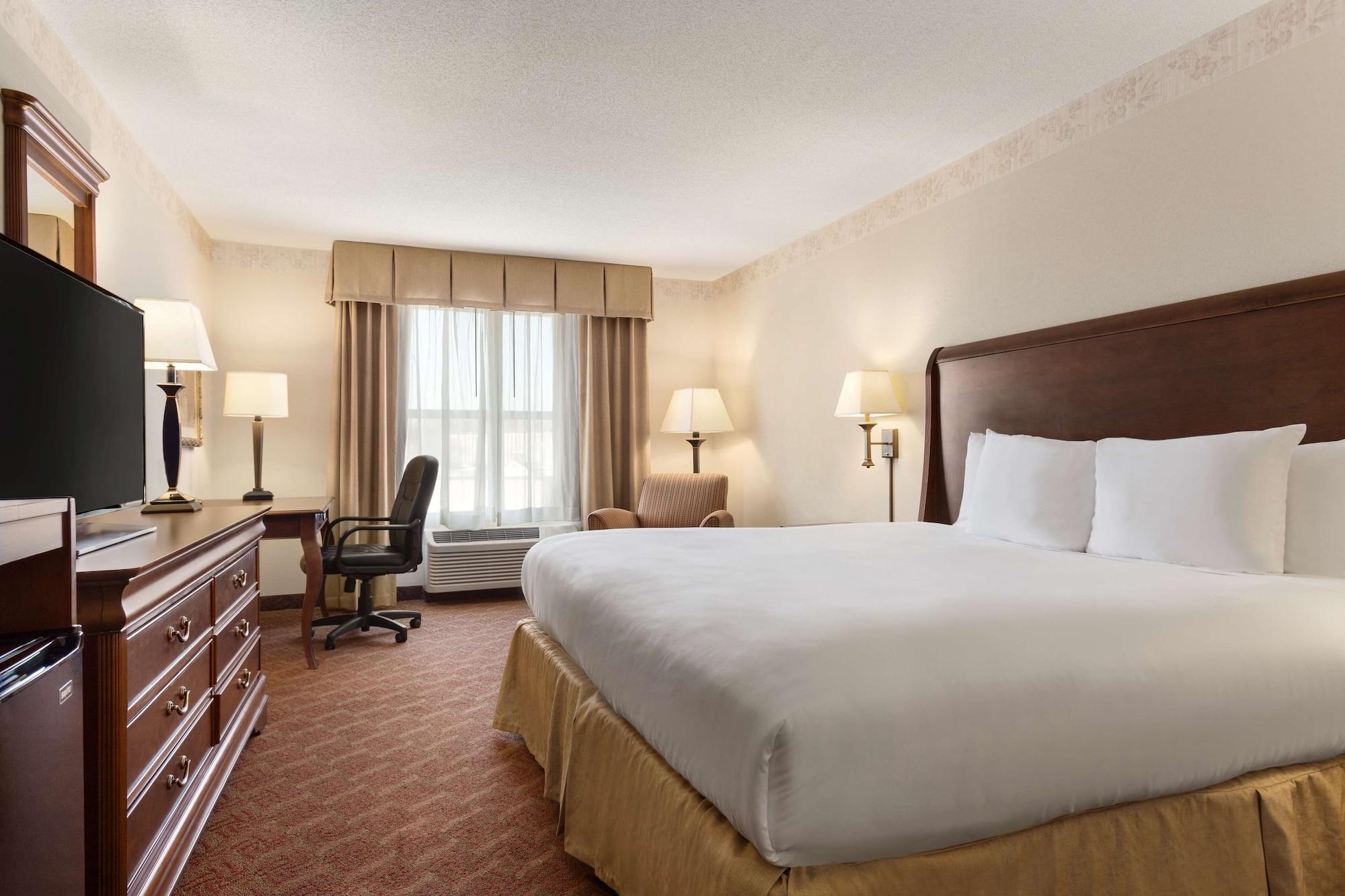 Spark By Hilton Woodbridge Ngoại thất bức ảnh