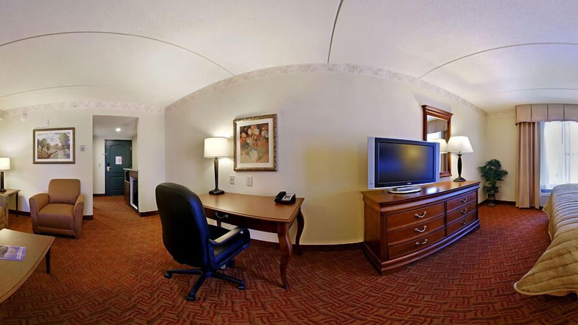 Spark By Hilton Woodbridge Ngoại thất bức ảnh