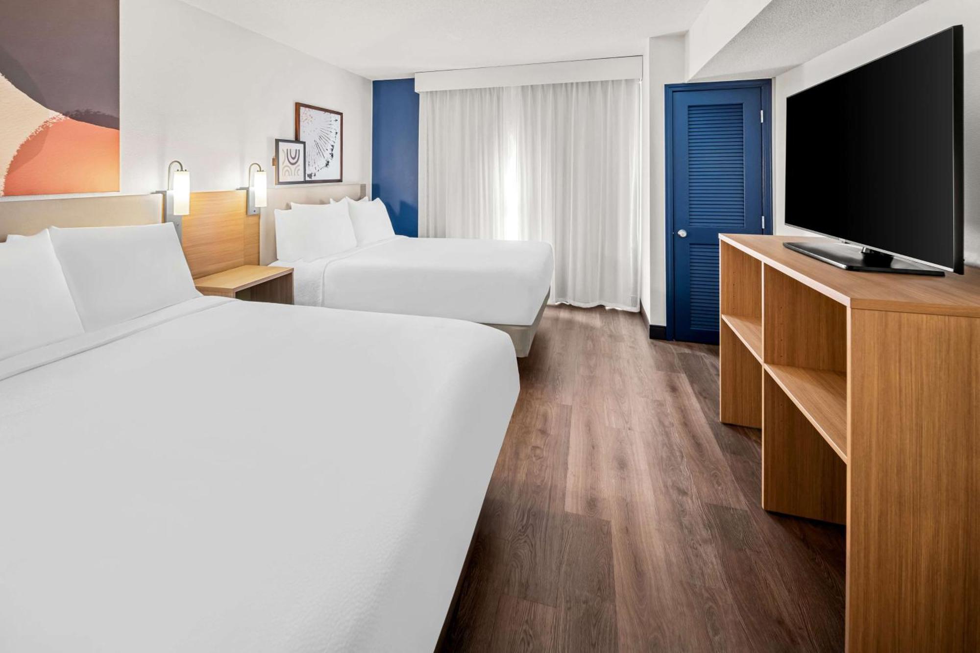Spark By Hilton Woodbridge Ngoại thất bức ảnh