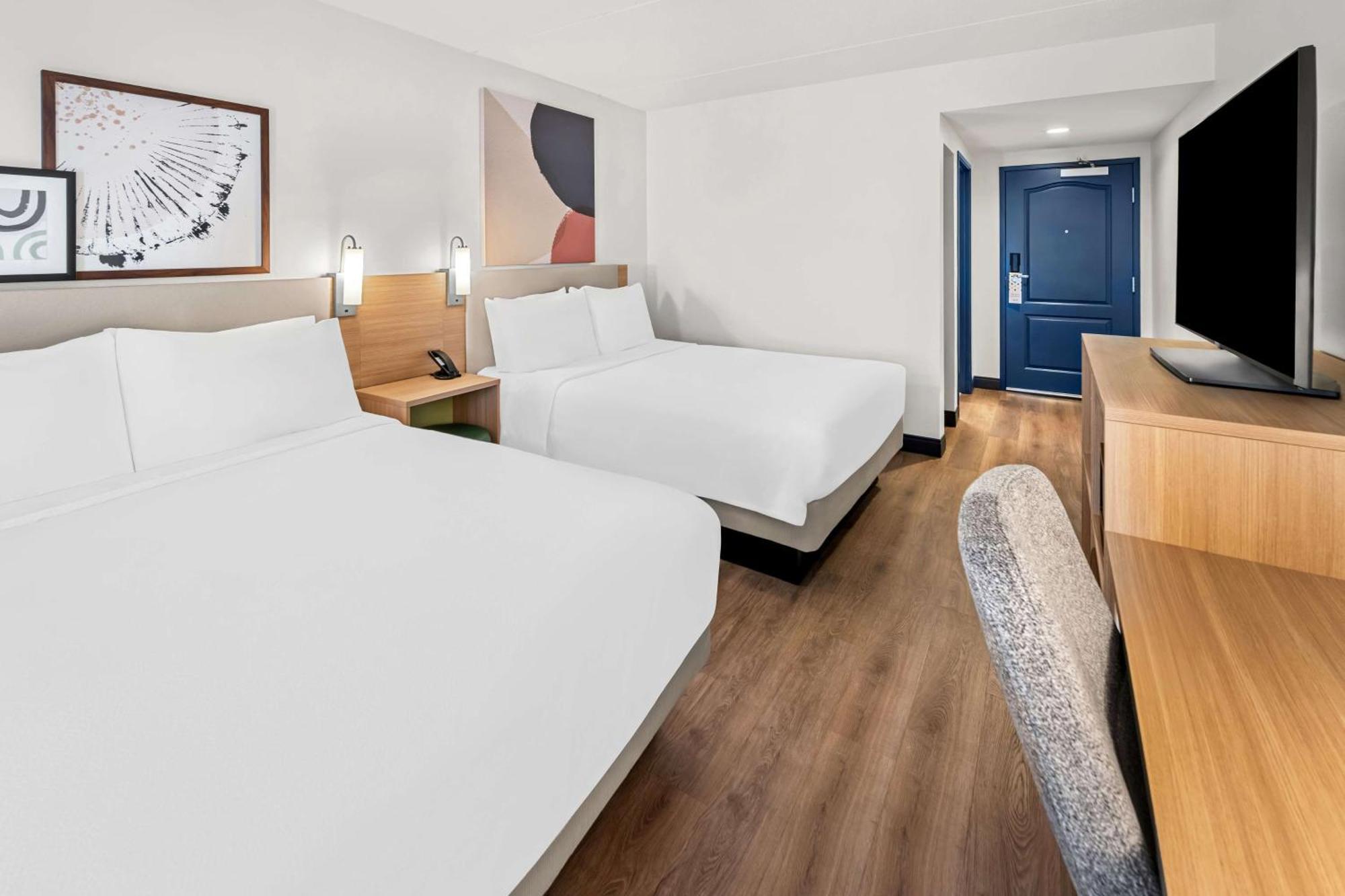 Spark By Hilton Woodbridge Ngoại thất bức ảnh