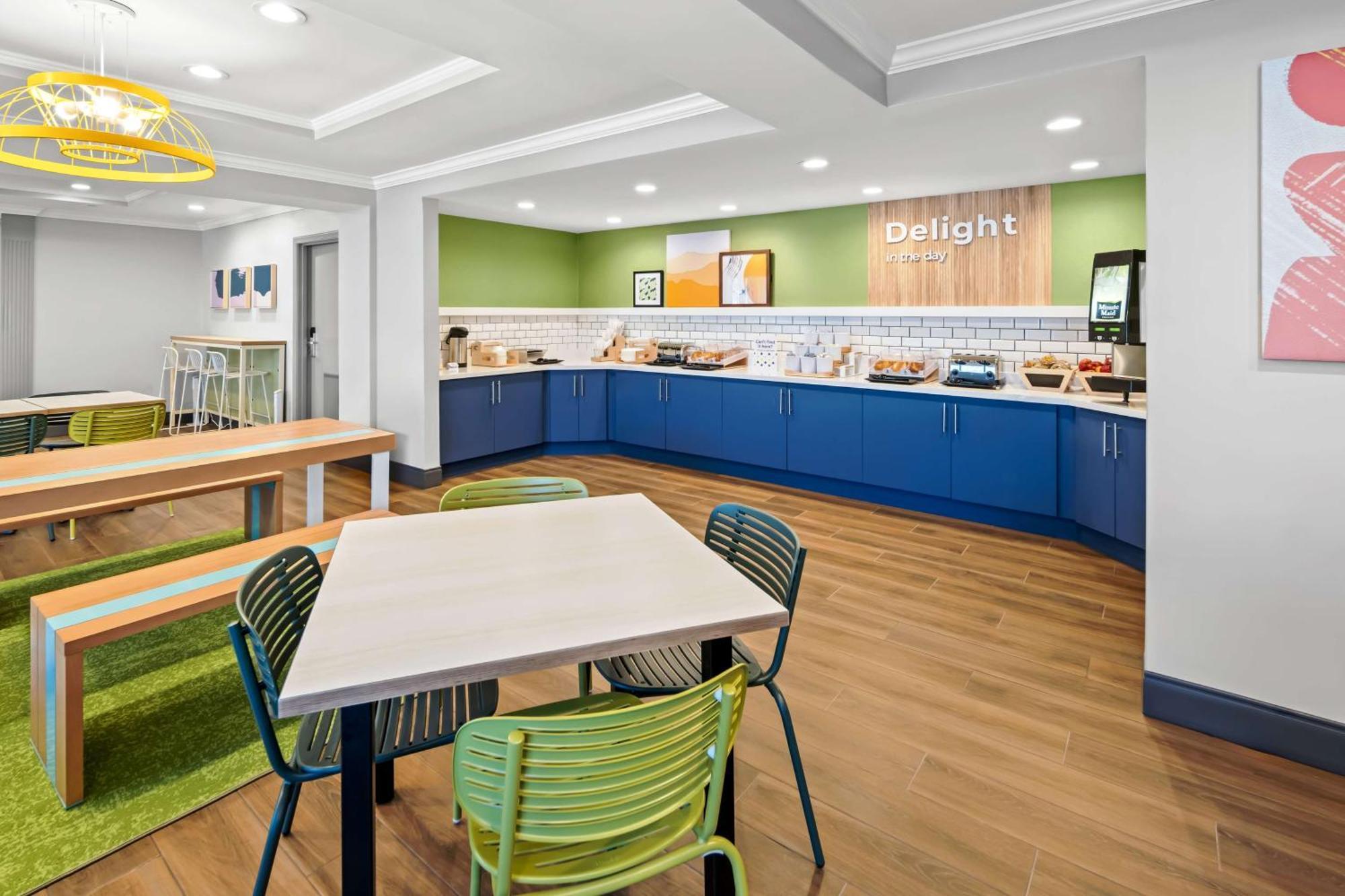 Spark By Hilton Woodbridge Ngoại thất bức ảnh