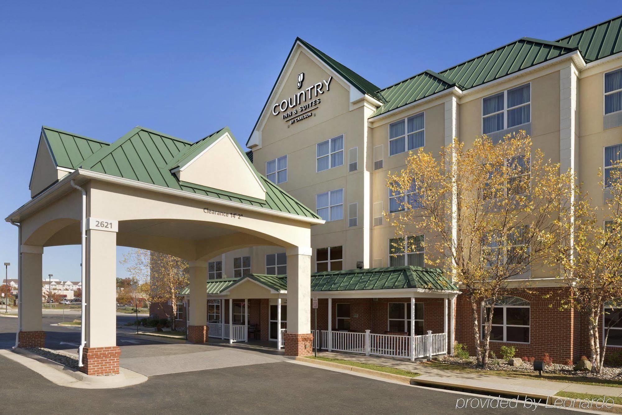 Spark By Hilton Woodbridge Ngoại thất bức ảnh