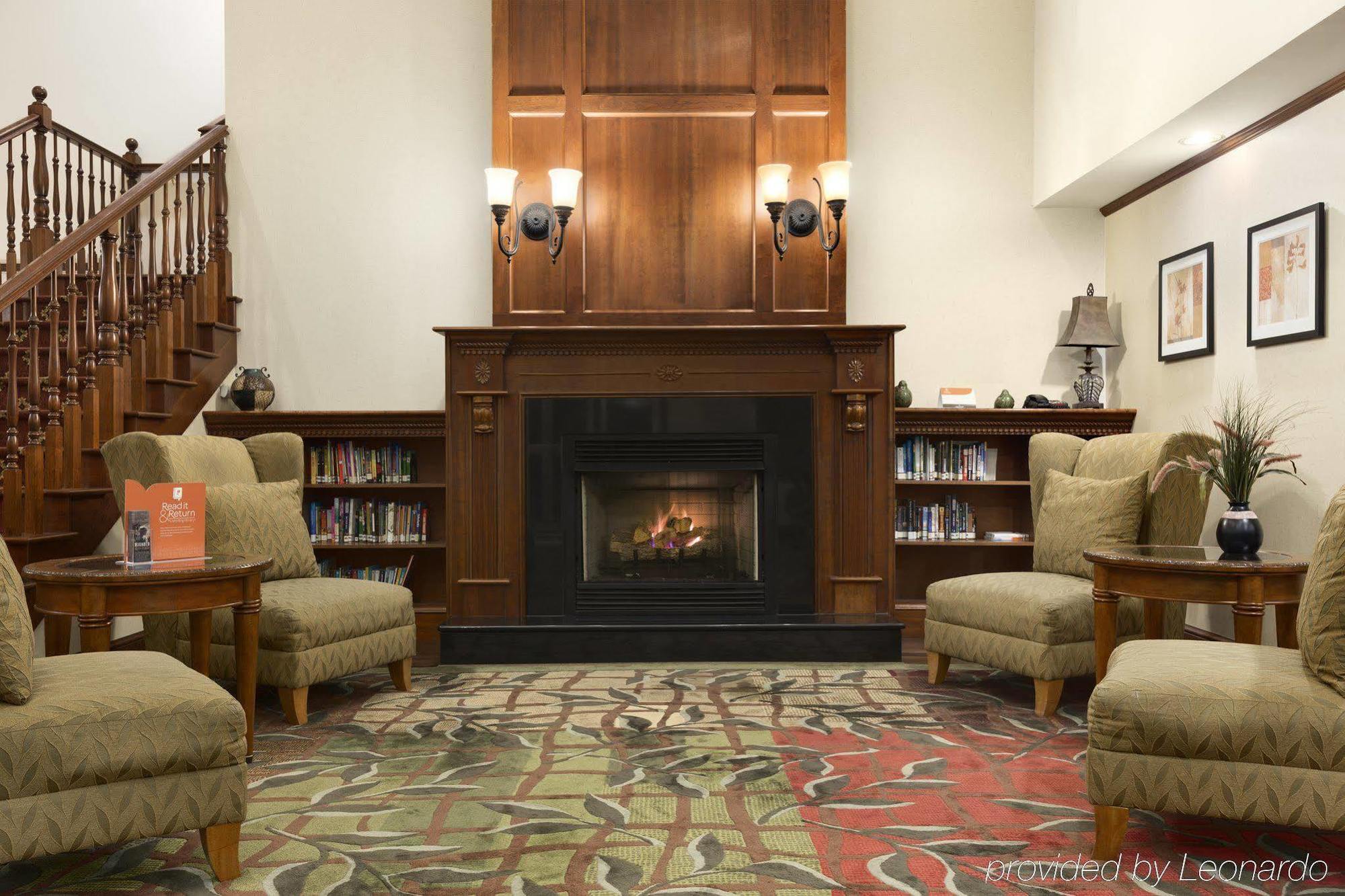 Spark By Hilton Woodbridge Ngoại thất bức ảnh