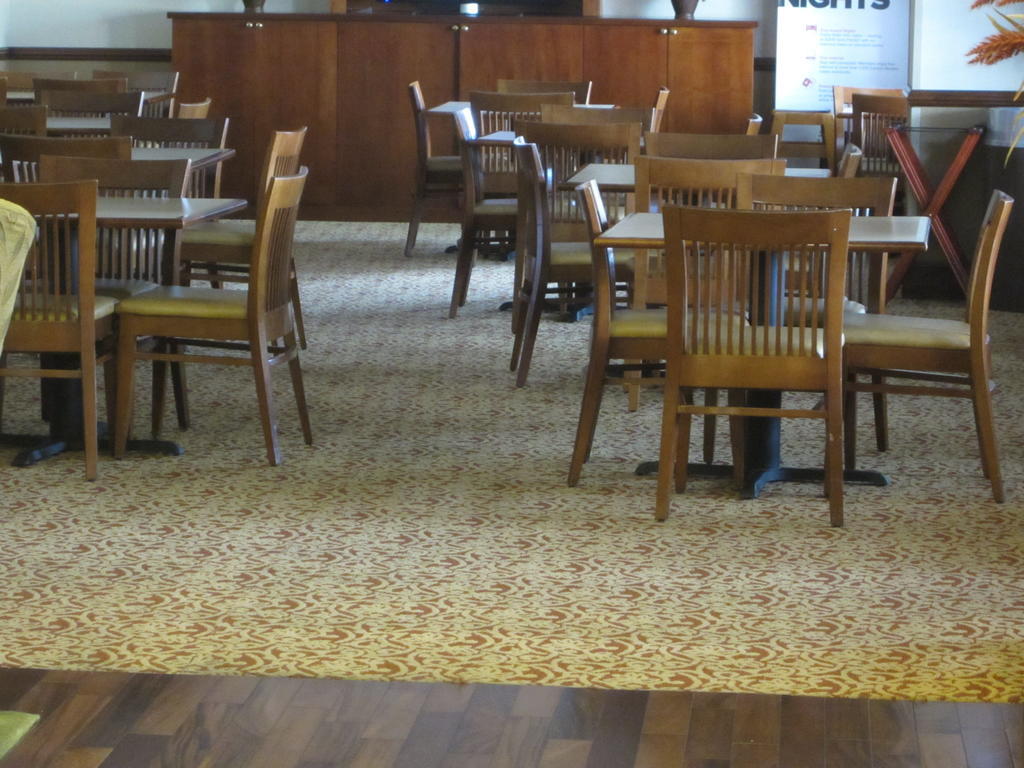 Spark By Hilton Woodbridge Ngoại thất bức ảnh